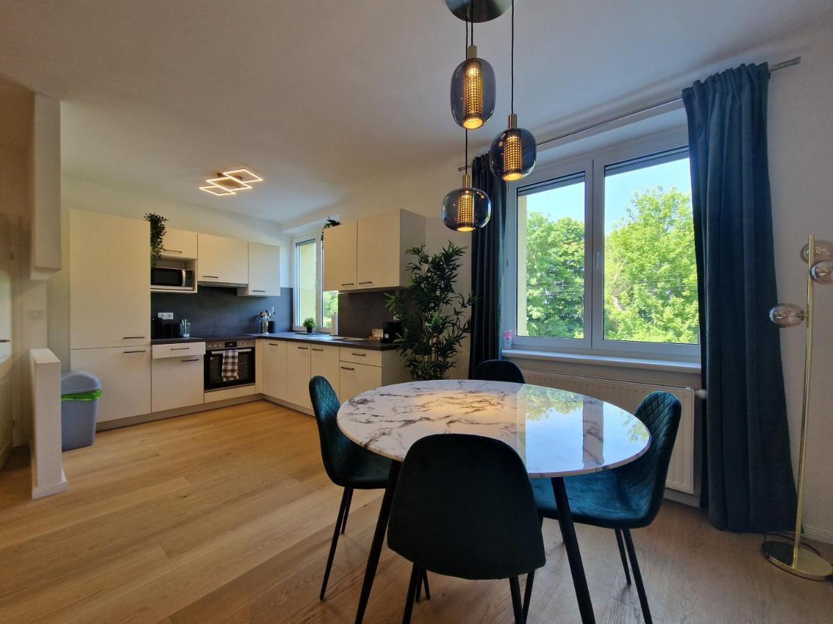 Feelhome-Donau-6 Gaeste-Wifi-Smart Tv เวียนนา ภายนอก รูปภาพ